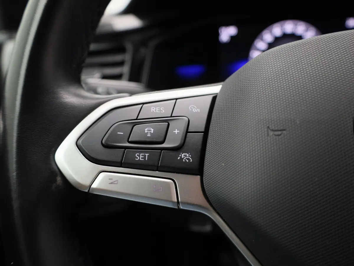 1.0 TSI Life Business 95 PK | Navigatie | Parkeersensoren | Stoelverwarming | Adaptive Cruise Control | Apple Carplay | Android Auto | Digital Cockpit | Climate Control |
