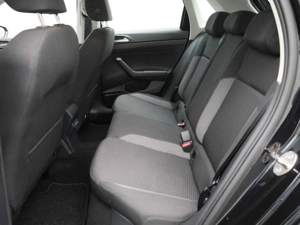 1.0 TSI Life Business 95 PK | Navigatie | Parkeersensoren | Stoelverwarming | Adaptive Cruise Control | Apple Carplay | Android Auto | Digital Cockpit | Climate Control |