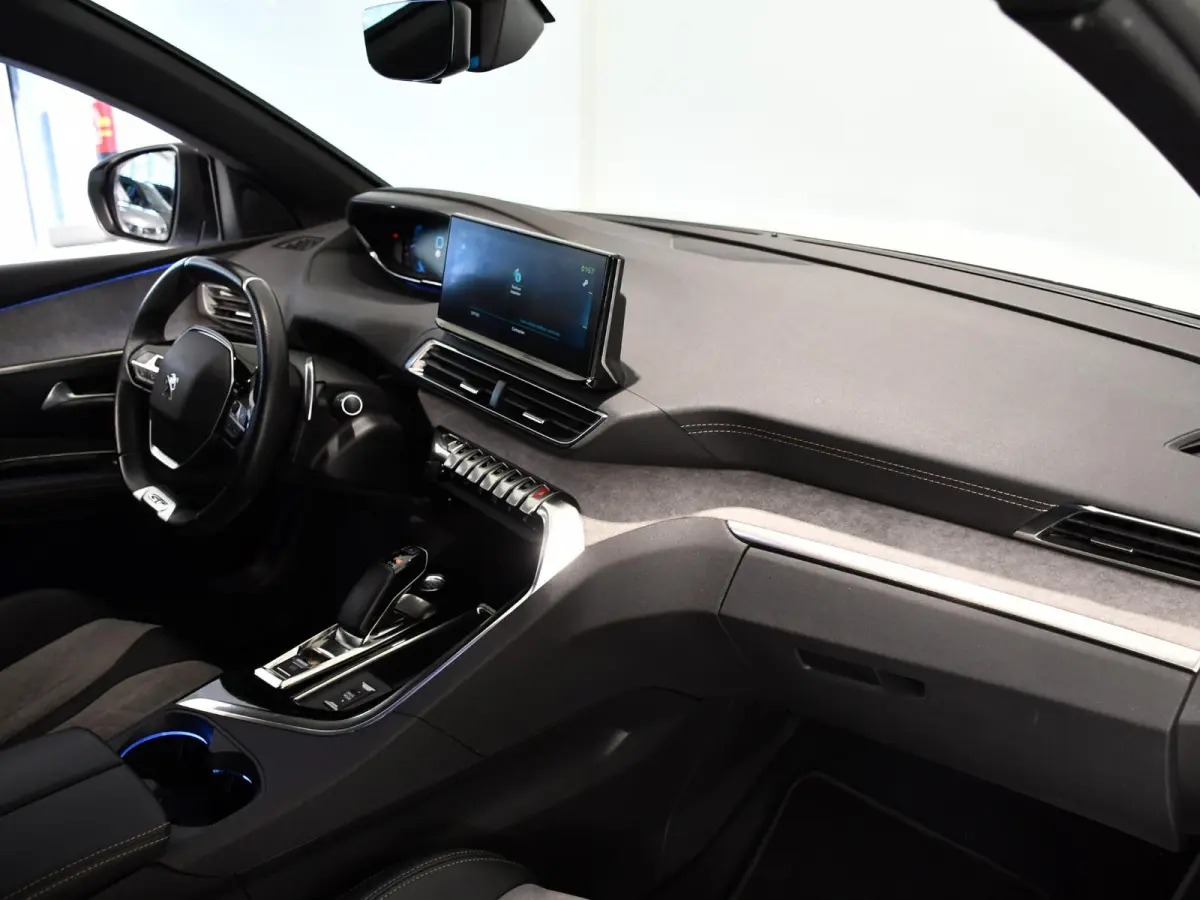 1.6 HYbrid 225 GT | SOH 88.5%  | Alcantara | Stoelverwarming | Elektrisch bedienbare achterklep | Navigatie | Keyless Entry + Start