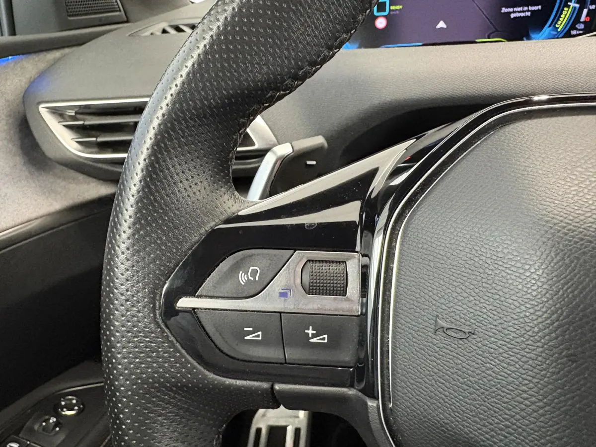 1.6 HYbrid 225 GT | SOH 88.5%  | Alcantara | Stoelverwarming | Elektrisch bedienbare achterklep | Navigatie | Keyless Entry + Start