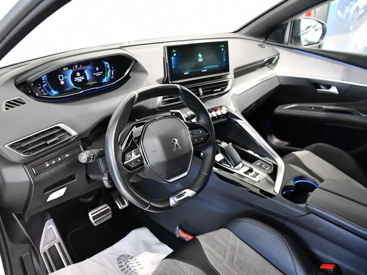1.6 HYbrid 225 GT | SOH 88.5%  | Alcantara | Stoelverwarming | Elektrisch bedienbare achterklep | Navigatie | Keyless Entry + Start