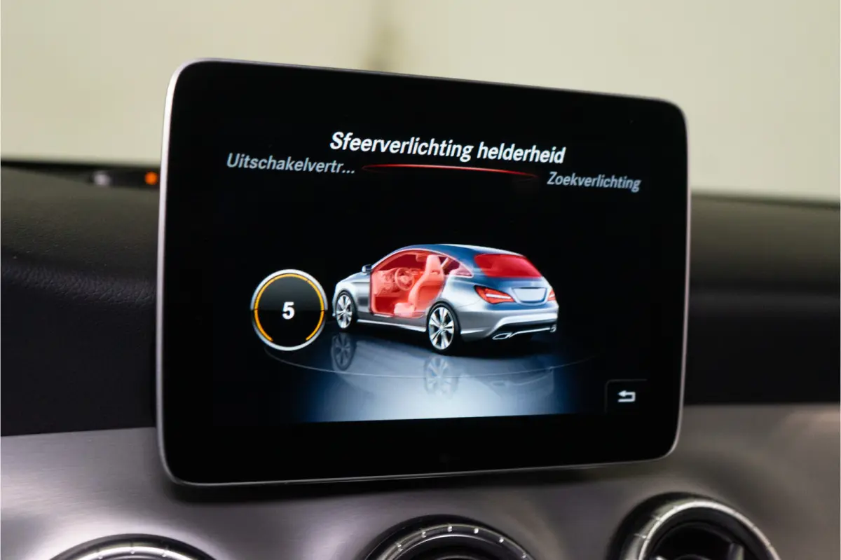 180 AMG 123PK | LED | Stoelverw. | Camera | Park Assist | Garantie