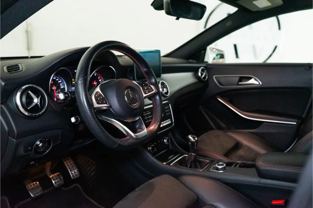 180 AMG 123PK | LED | Stoelverw. | Camera | Park Assist | Garantie