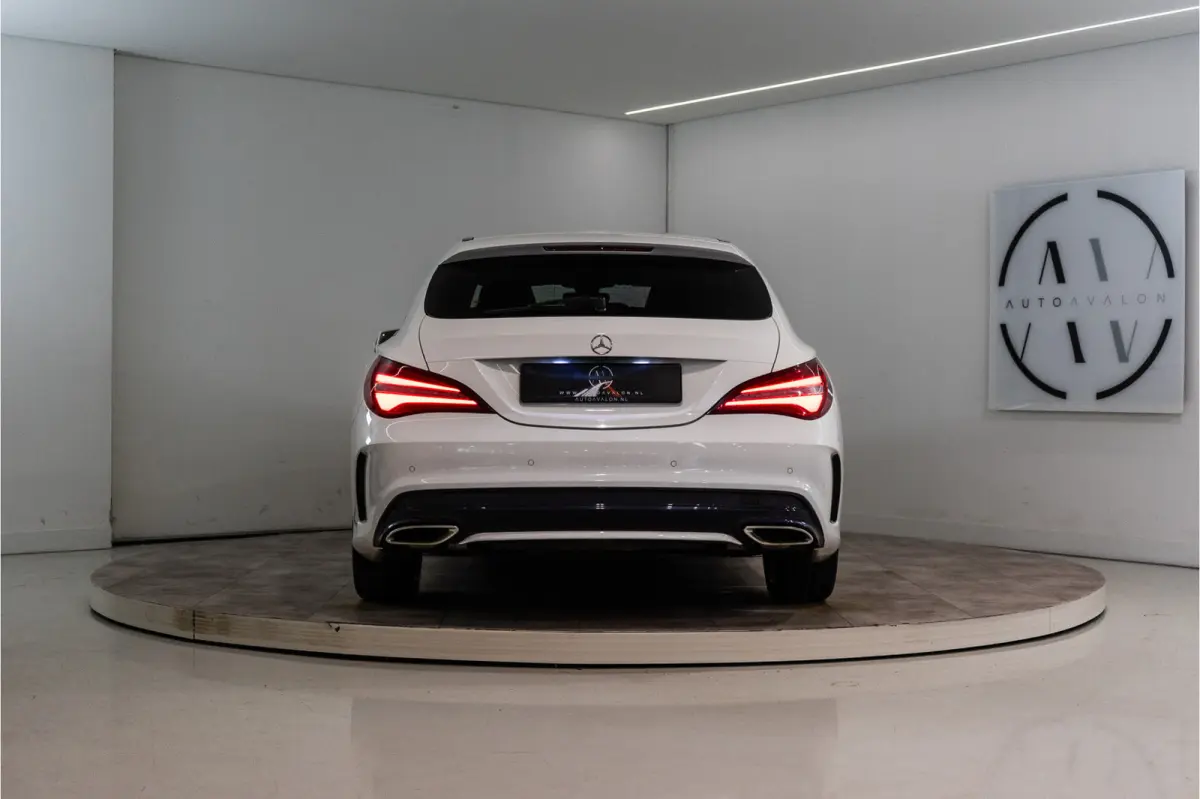 180 AMG 123PK | LED | Stoelverw. | Camera | Park Assist | Garantie