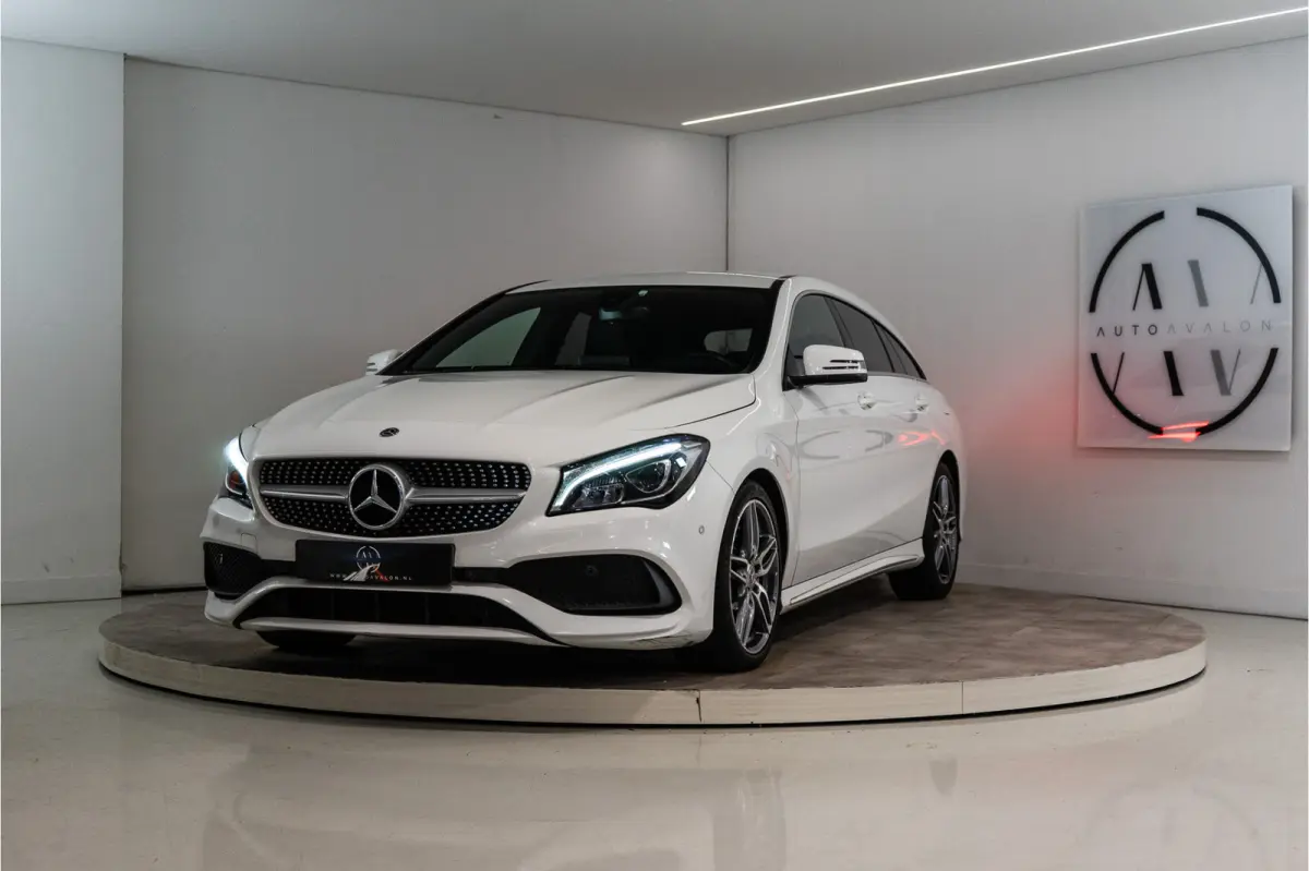 Mercedes-Benz Cla Shooting Brake 2019 Benzine Handgeschakeld leasen
