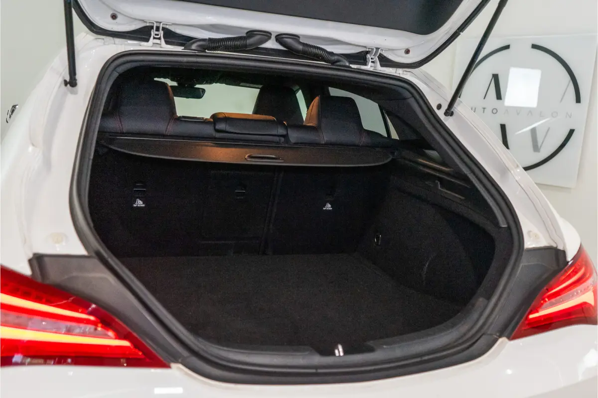 180 AMG 123PK | LED | Stoelverw. | Camera | Park Assist | Garantie