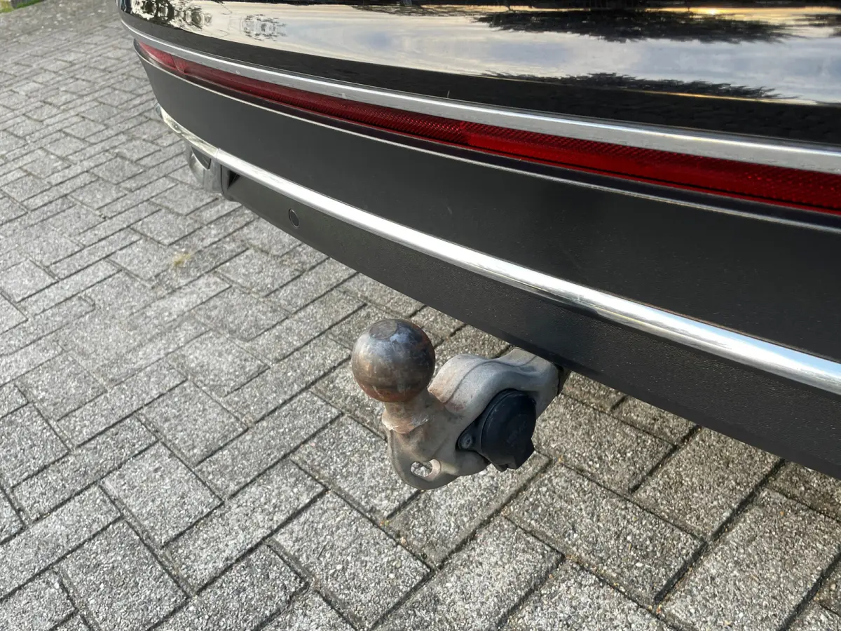 1.4 TSI eHybrid Elegance - Trekhaak - Pano - 360gr - Dodehoekassistent etc etc.