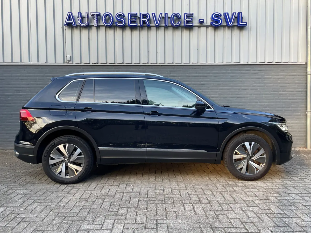 1.4 TSI eHybrid Elegance - Trekhaak - Pano - 360gr - Dodehoekassistent etc etc.