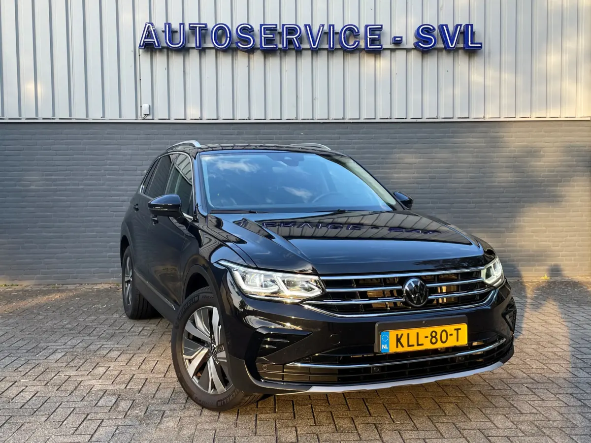 1.4 TSI eHybrid Elegance - Trekhaak - Pano - 360gr - Dodehoekassistent etc etc.