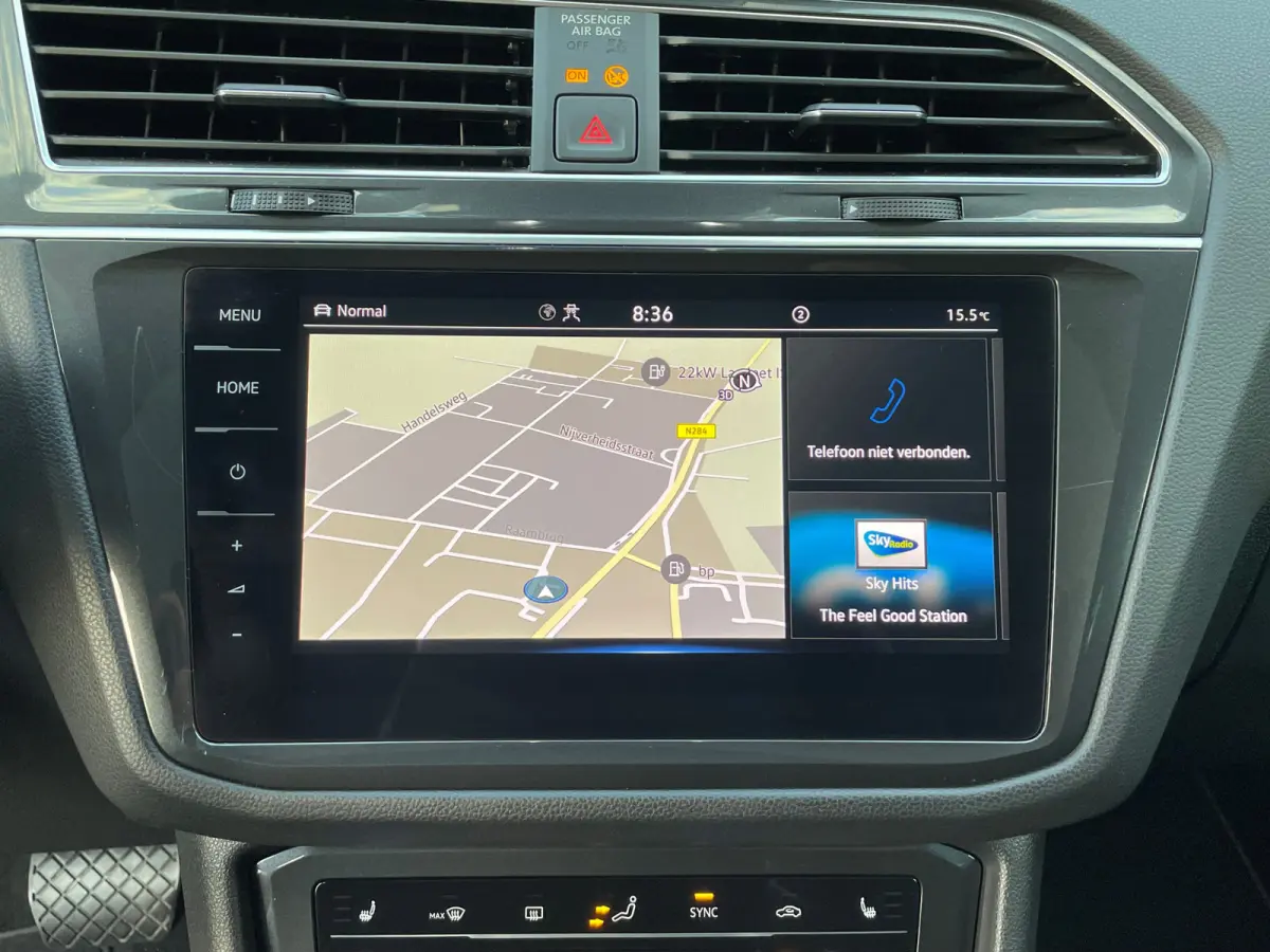 1.4 TSI eHybrid Elegance - Trekhaak - Pano - 360gr - Dodehoekassistent etc etc.