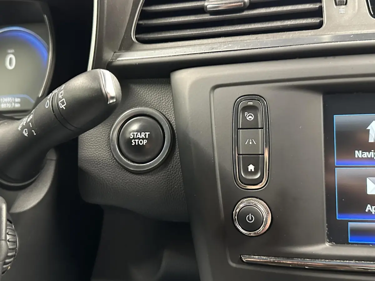 1.2 TCe Intens NAVI CAMERA TREKHAAK ECC CRUISE LM.