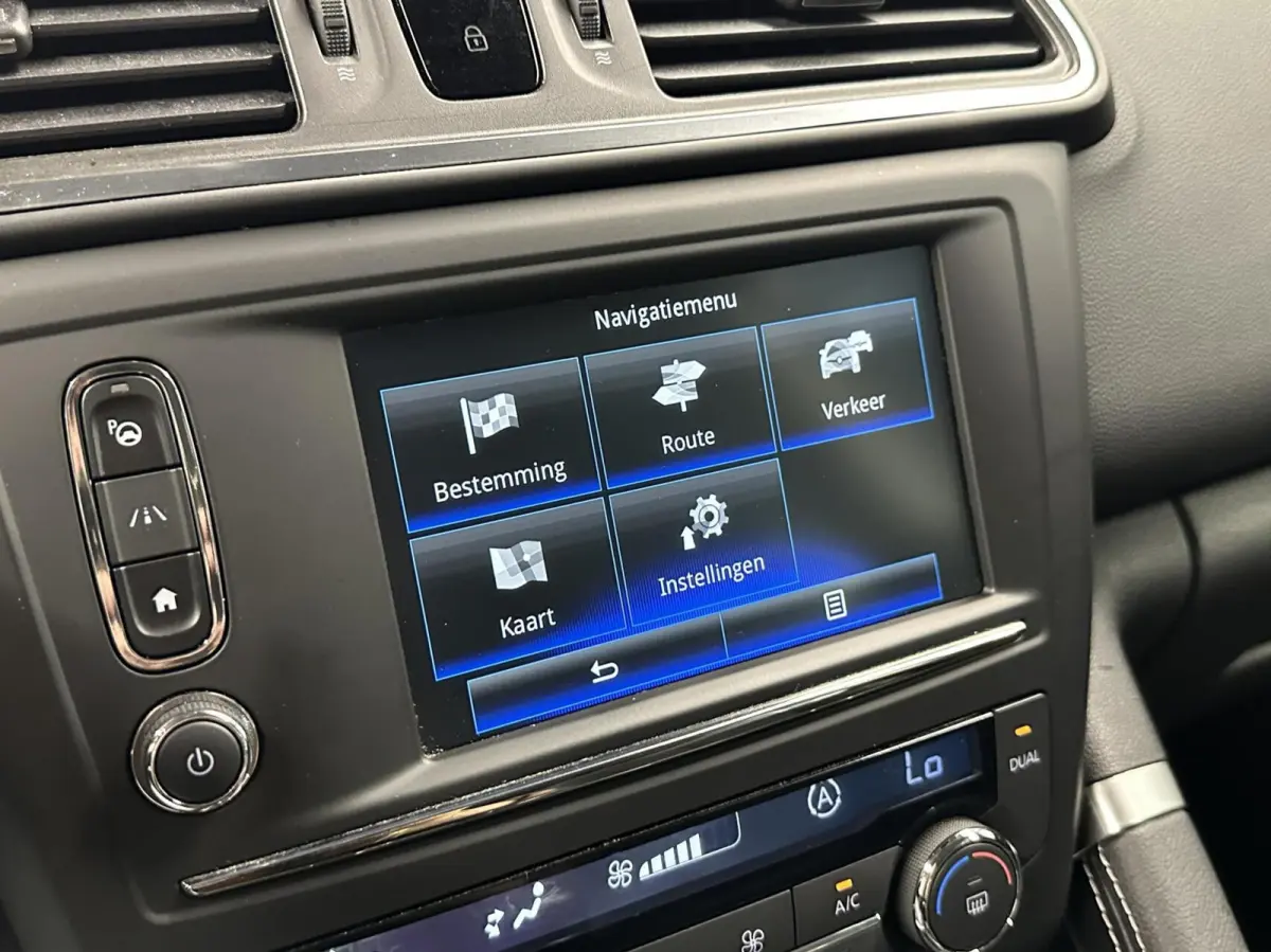 1.2 TCe Intens NAVI CAMERA TREKHAAK ECC CRUISE LM.