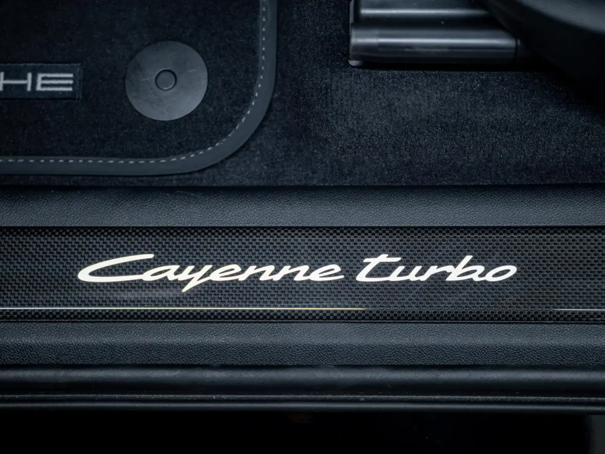 4.0 Turbo E-Hybrid GT | Achterasbest. | Burmester | 18-weg | HUD | 2+1 Achter |