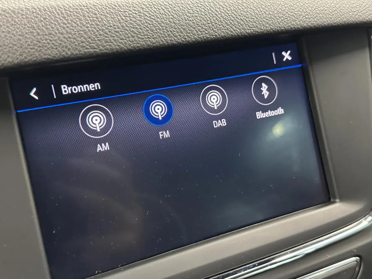 1.2 Edition LM CARPLAY CRUISE LED.
