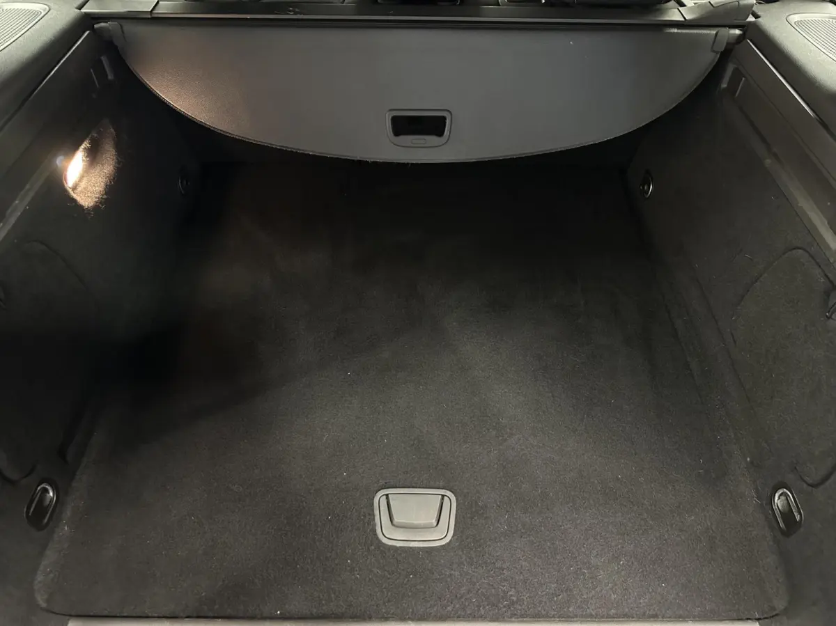 1.2 Edition LM CARPLAY CRUISE LED.