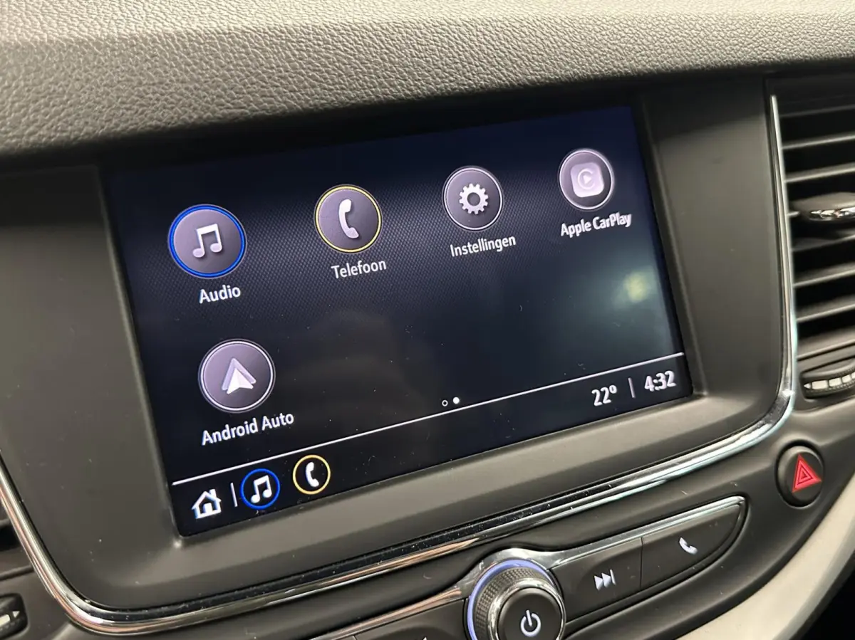 1.2 Edition LM CARPLAY CRUISE LED.