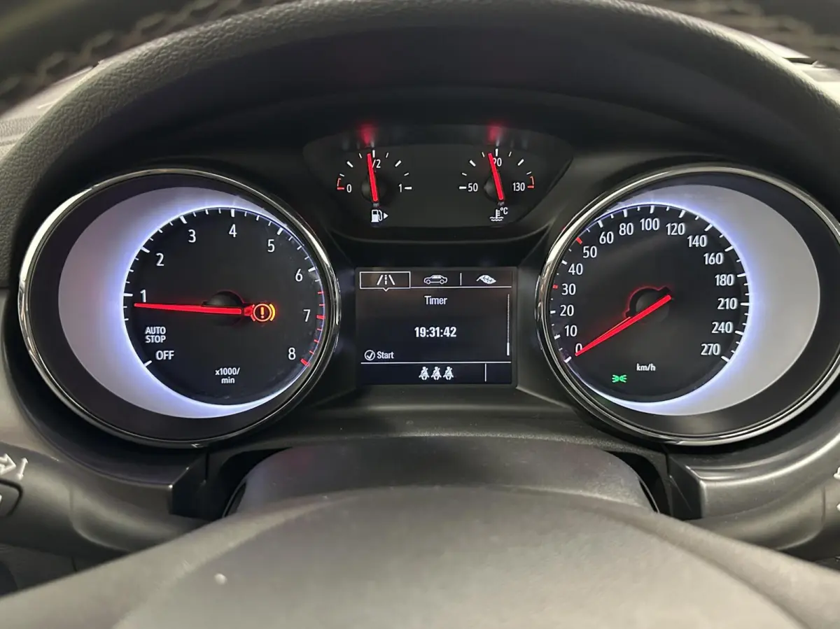 1.2 Edition LM CARPLAY CRUISE LED.