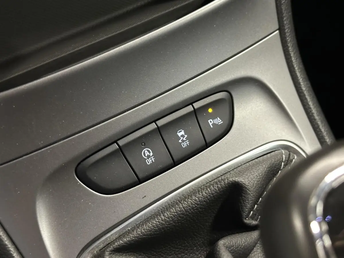 1.2 Edition LM CARPLAY CRUISE LED.