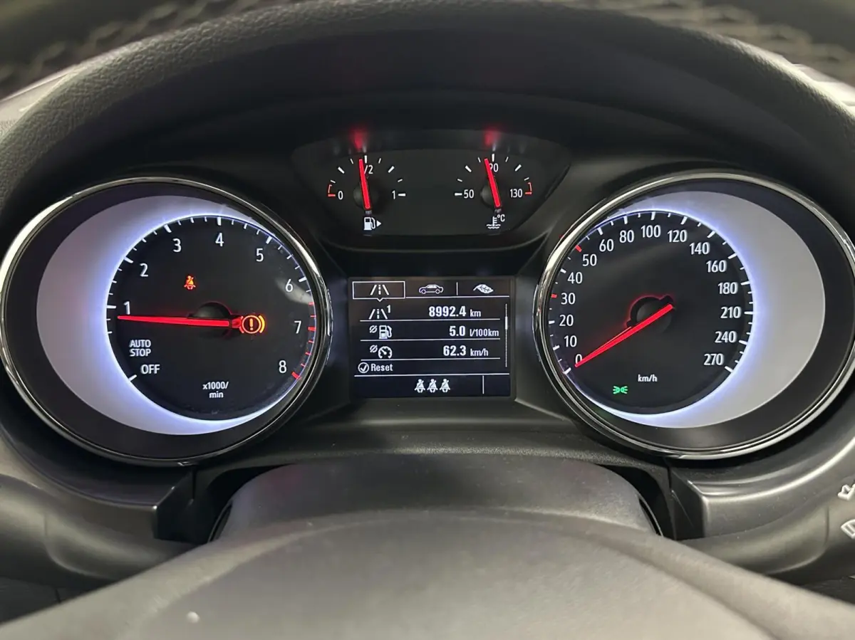 1.2 Edition LM CARPLAY CRUISE LED.