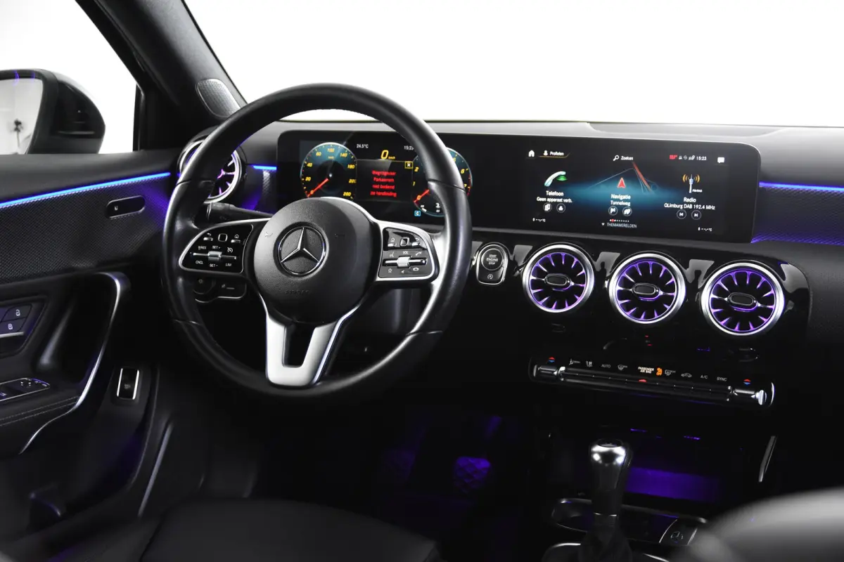 180 *Leer*Navigatie*Carplay*Camera*