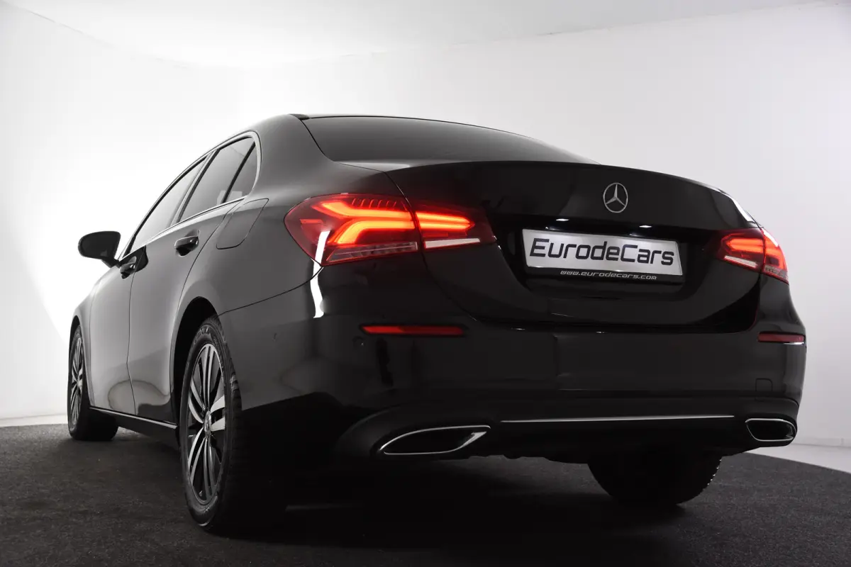 180 *Leer*Navigatie*Carplay*Camera*