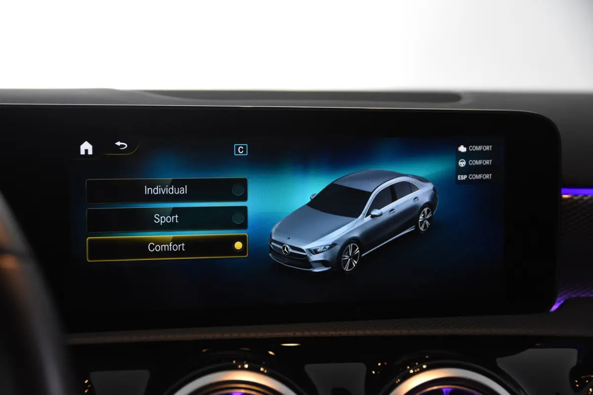 180 *Leer*Navigatie*Carplay*Camera*