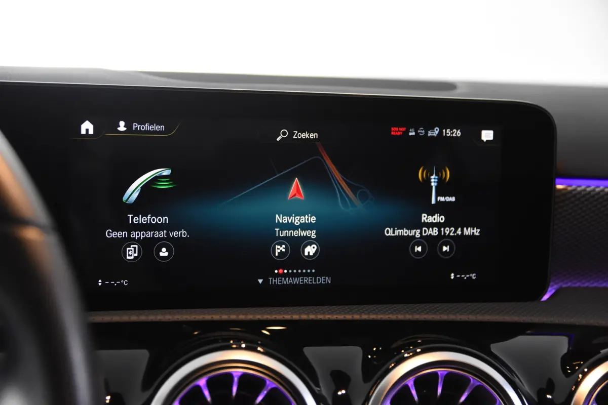 180 *Leer*Navigatie*Carplay*Camera*