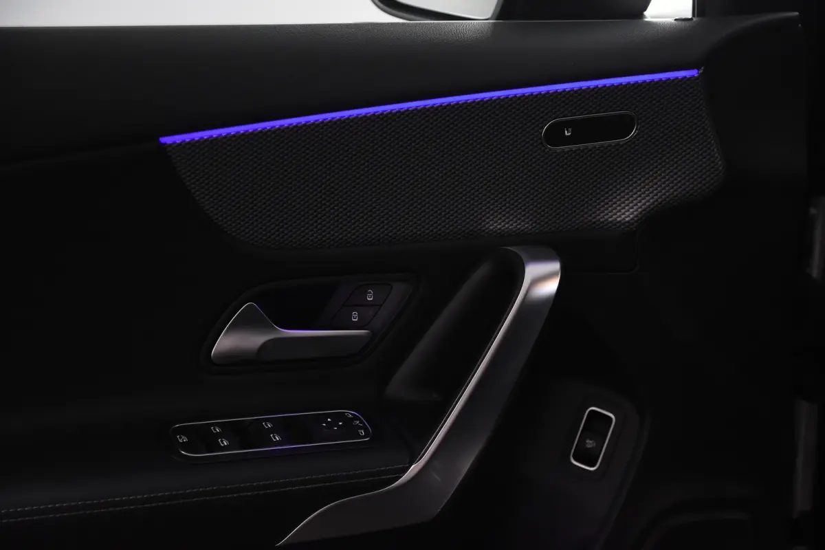 180 *Leer*Navigatie*Carplay*Camera*