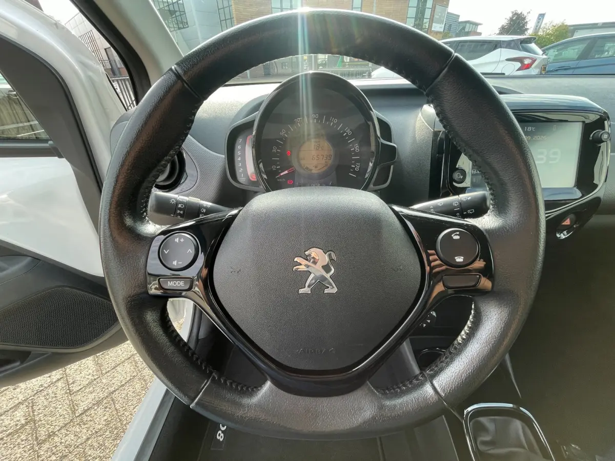 1.0 e-VTi Allure | NL-auto | Eerste eigenaar | Camera