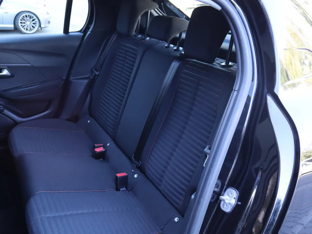 1.2 PureTech Blue Lease Active I 1ste eig. I Airco I BTW-auto I Navi I Carplay I PDC I Cruiscontrol I Dealeronderhouden I