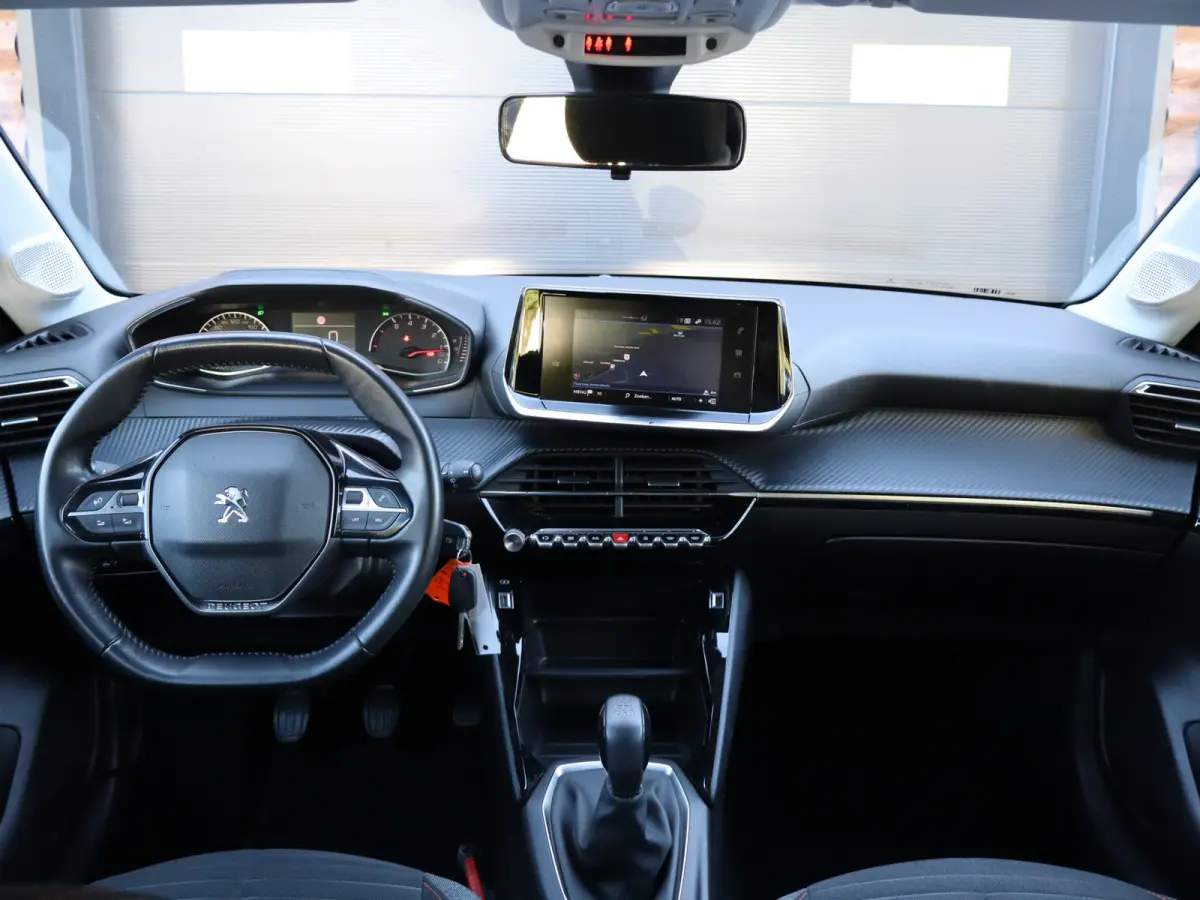 1.2 PureTech Blue Lease Active I 1ste eig. I Airco I BTW-auto I Navi I Carplay I PDC I Cruiscontrol I Dealeronderhouden I