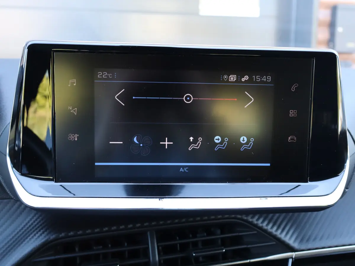 1.2 PureTech Blue Lease Active I 1ste eig. I Airco I BTW-auto I Navi I Carplay I PDC I Cruiscontrol I Dealeronderhouden I