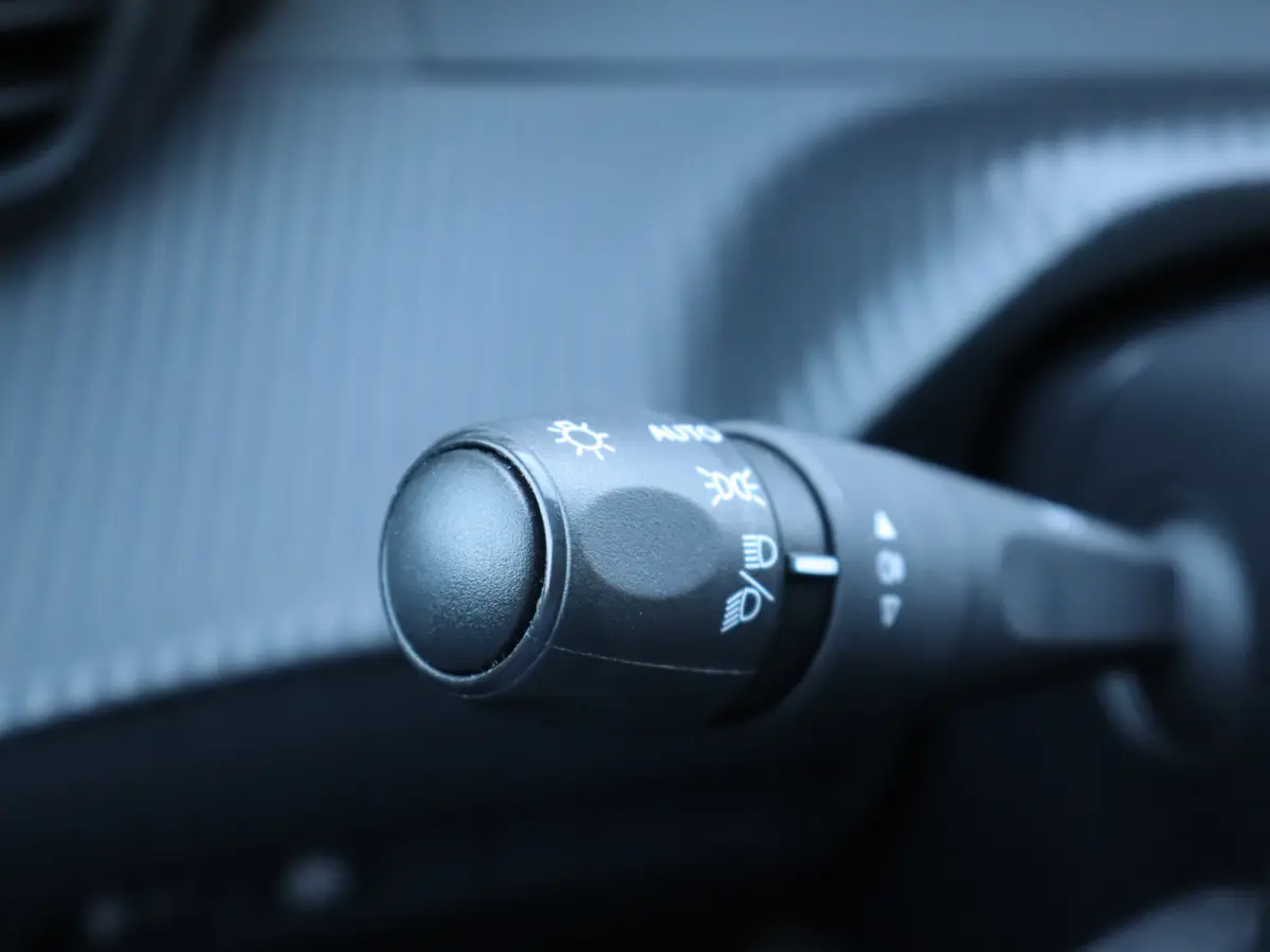 1.2 PureTech Blue Lease Active I 1ste eig. I Airco I BTW-auto I Navi I Carplay I PDC I Cruiscontrol I Dealeronderhouden I