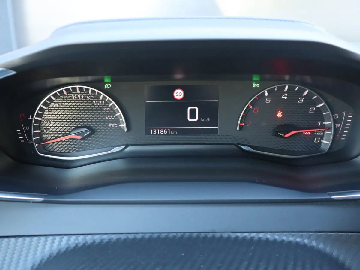 1.2 PureTech Blue Lease Active I 1ste eig. I Airco I BTW-auto I Navi I Carplay I PDC I Cruiscontrol I Dealeronderhouden I