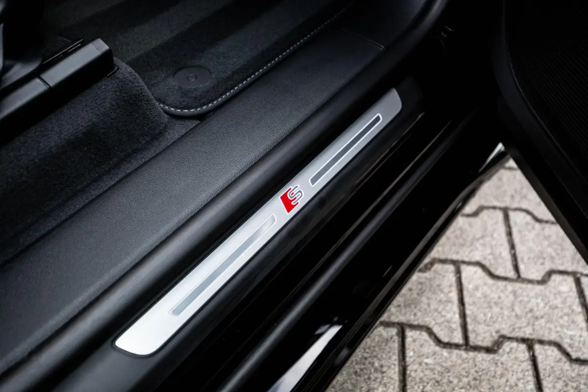 60 TFSI e Competition 490pk, Carbon, Full-options 2026