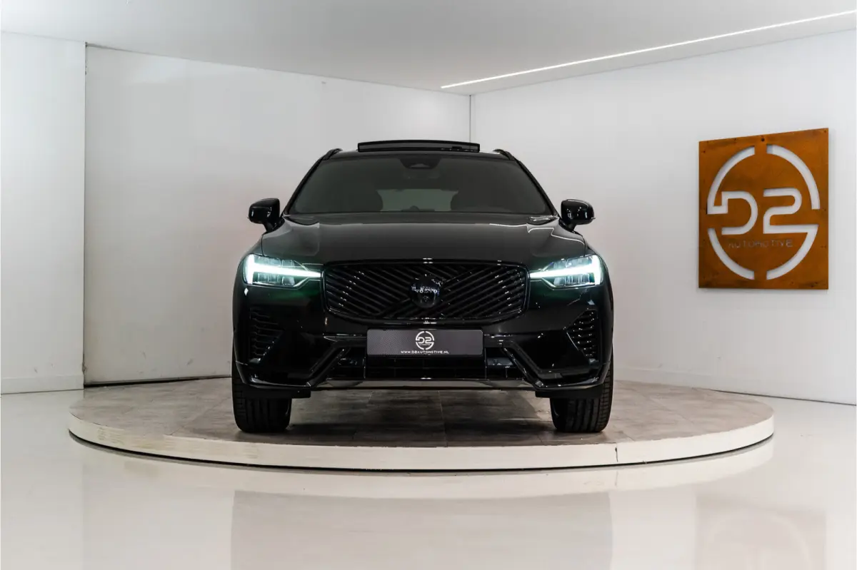 2.0 T6 Plug-in hybrid AWD Ultra Black Edition | NL AUTO GLOEDNIEUW | 5 Jaar Garantie | FOUR-C | Bowers&Wilkins | Pano | Massage | VOL!