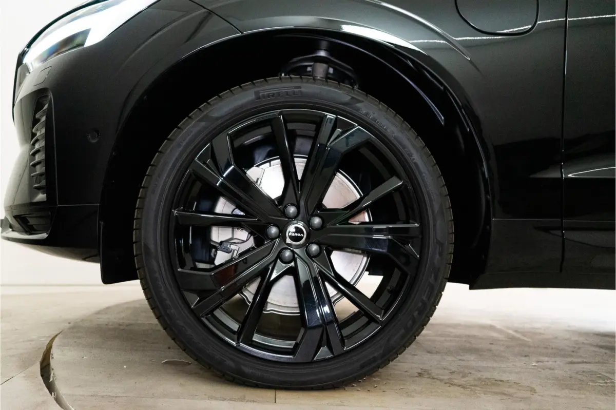 2.0 T6 Plug-in hybrid AWD Ultra Black Edition | NL AUTO GLOEDNIEUW | 5 Jaar Garantie | FOUR-C | Bowers&Wilkins | Pano | Massage | VOL!