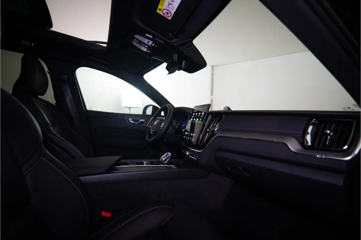 2.0 T6 Plug-in hybrid AWD Ultra Black Edition | NL AUTO GLOEDNIEUW | 5 Jaar Garantie | FOUR-C | Bowers&Wilkins | Pano | Massage | VOL!
