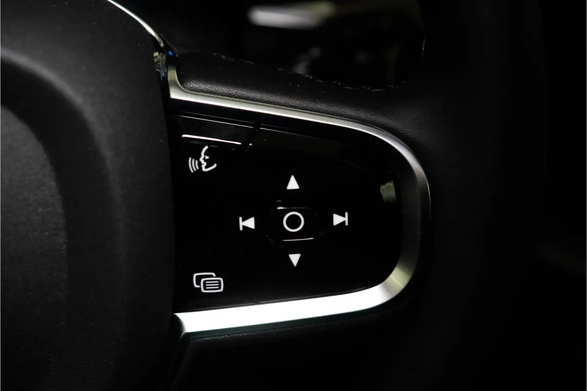 2.0 T6 Plug-in hybrid AWD Ultra Black Edition | NL AUTO GLOEDNIEUW | 5 Jaar Garantie | FOUR-C | Bowers&Wilkins | Pano | Massage | VOL!