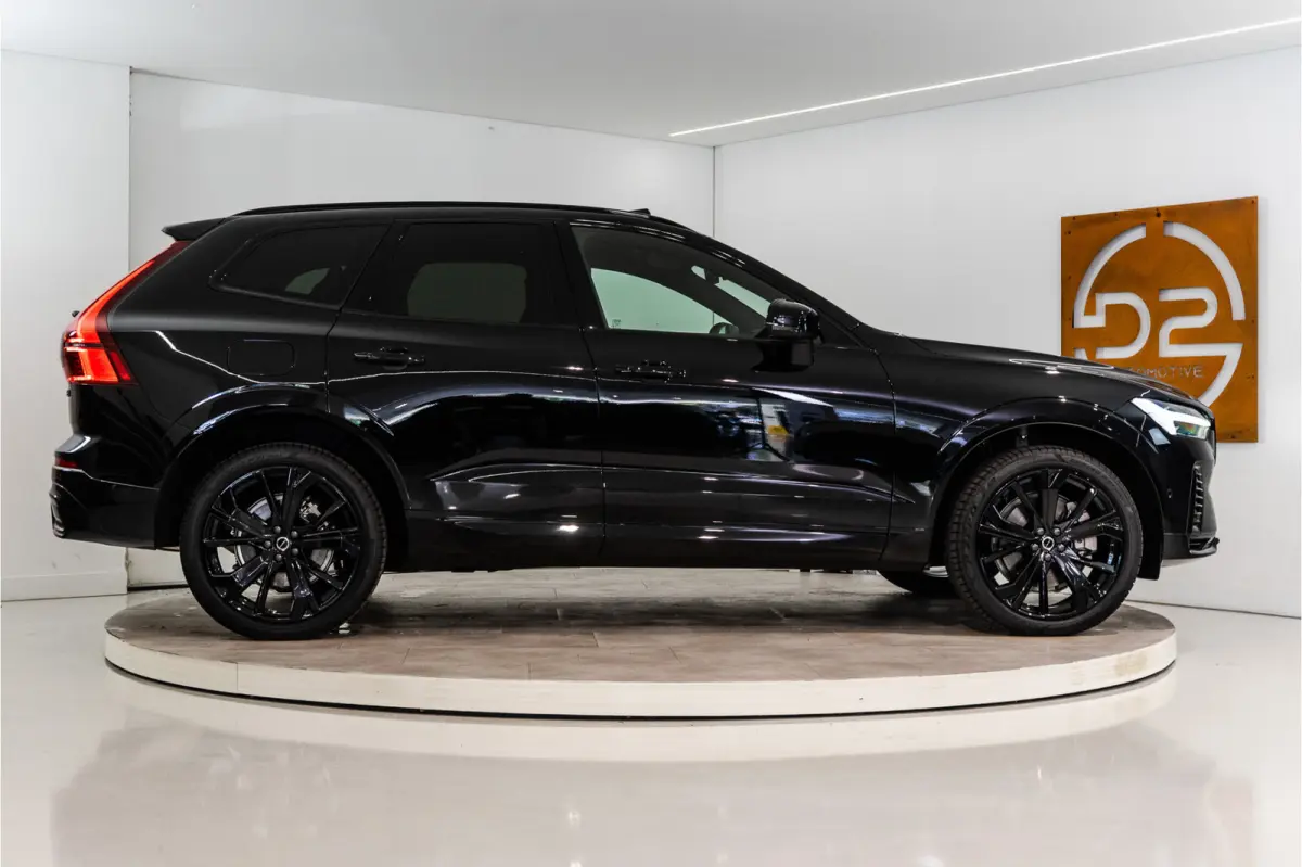2.0 T6 Plug-in hybrid AWD Ultra Black Edition | NL AUTO GLOEDNIEUW | 5 Jaar Garantie | FOUR-C | Bowers&Wilkins | Pano | Massage | VOL!