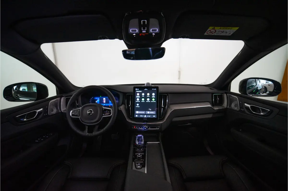 2.0 T6 Plug-in hybrid AWD Ultra Black Edition | NL AUTO GLOEDNIEUW | 5 Jaar Garantie | FOUR-C | Bowers&Wilkins | Pano | Massage | VOL!