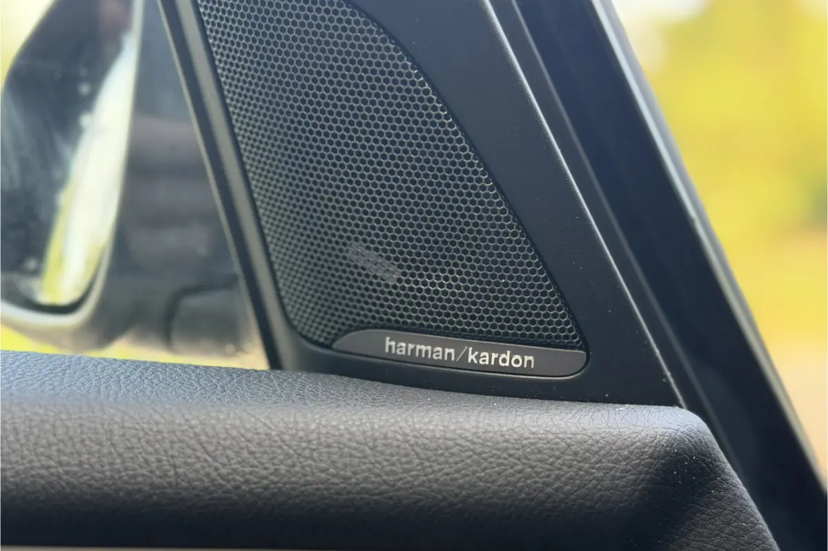 220d Sportline | Trekhaak | Harman Kardon | Sportstoel |