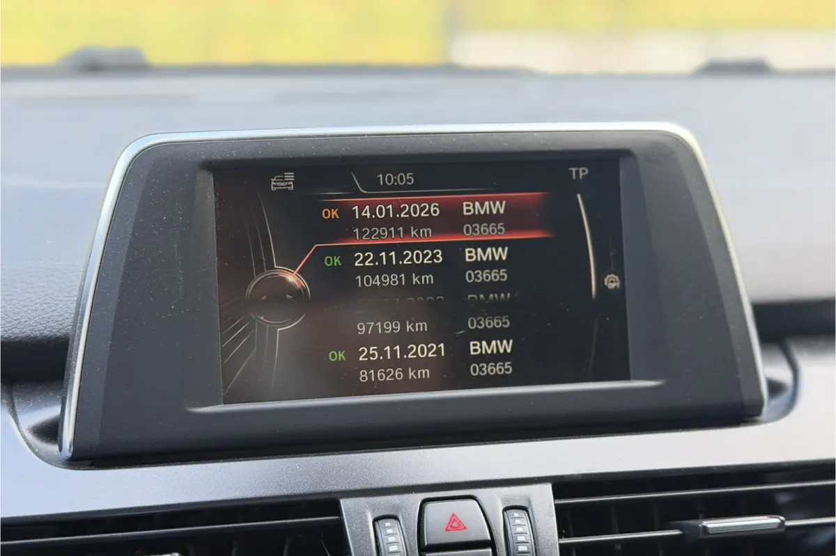 220d Sportline | Trekhaak | Harman Kardon | Sportstoel |
