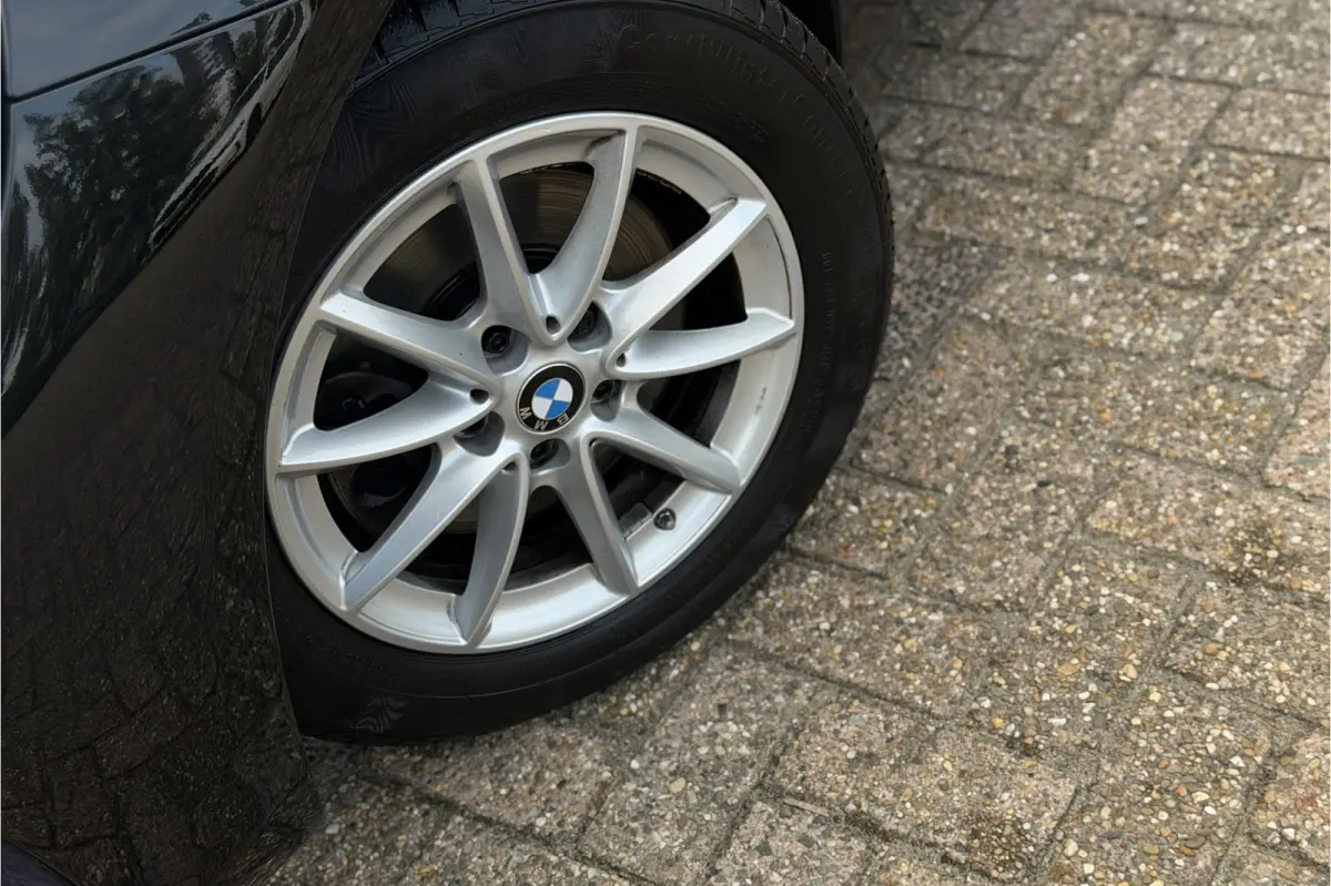 220d Sportline | Trekhaak | Harman Kardon | Sportstoel |