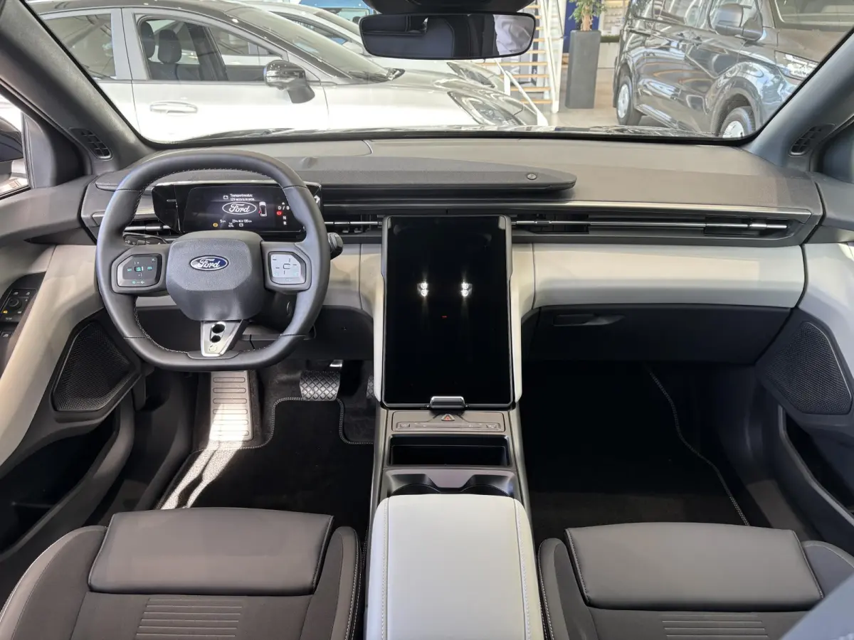 Select Extended Range RWD 79 kWh | Adaptive Cruise | Elek. AGR stoelen met memory | Dodehoekdetectie | Stoel/stuurverwarming | Elek. klep | Massagestoelen