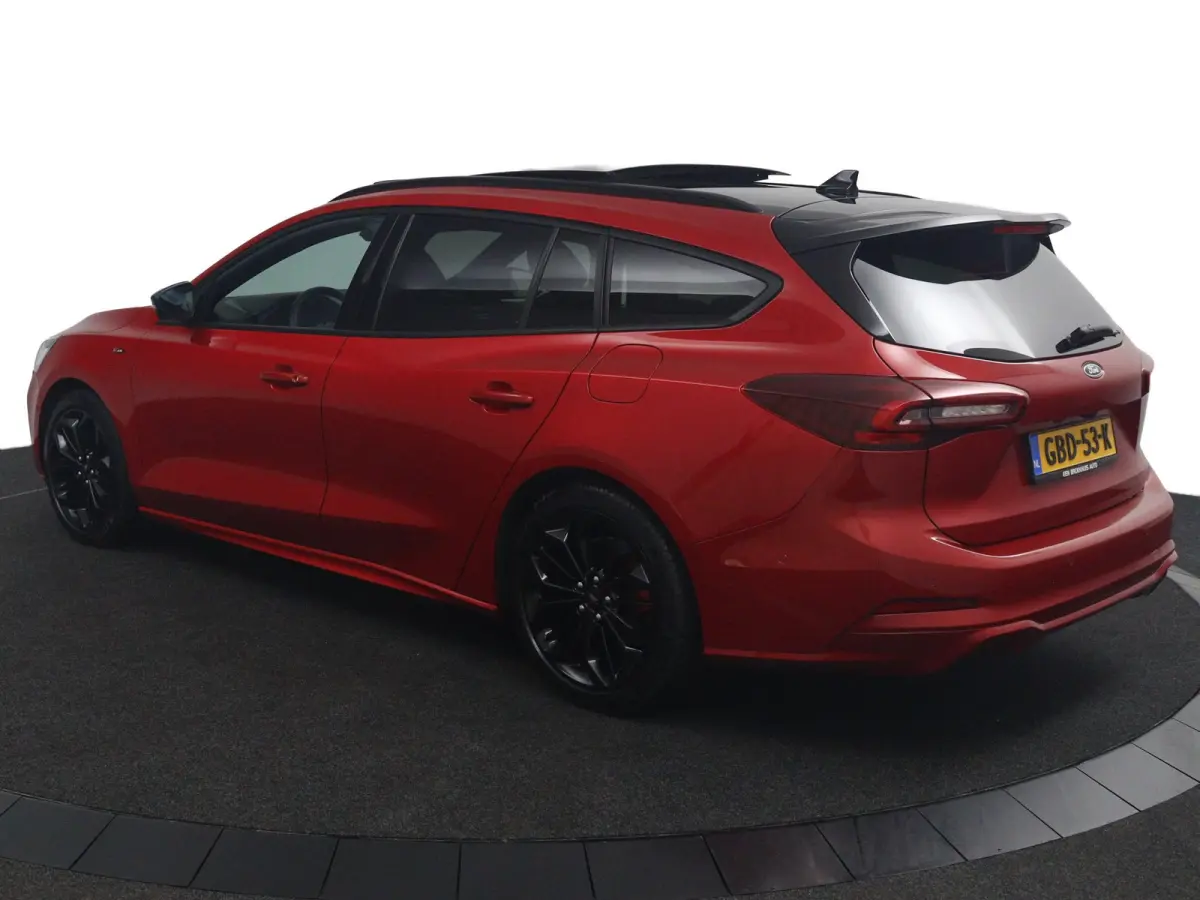 1.0 EcoBoost ST Line X Black Edition | Black edition | Panoramadak | AGR Stoel | 18 Inch | B&O Audio | Winterpack | Adaptive Cruise | Camera
