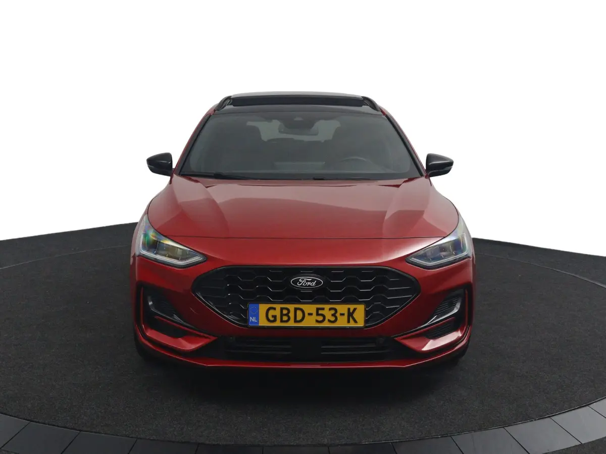 1.0 EcoBoost ST Line X Black Edition | Black edition | Panoramadak | AGR Stoel | 18 Inch | B&O Audio | Winterpack | Adaptive Cruise | Camera