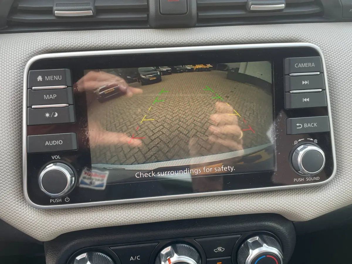 1.0 IG-T N-Connecta | NL-auto | navigatie | camera | eerste eigenaar