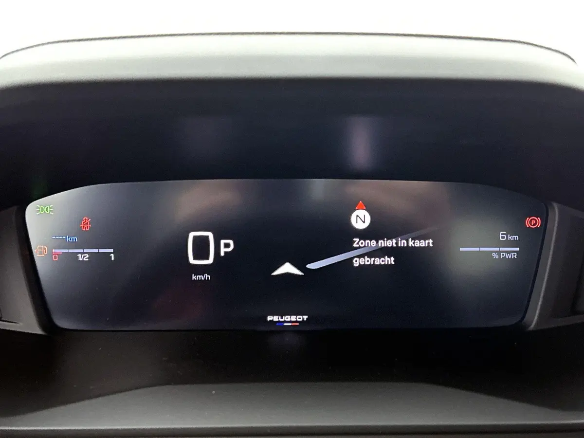 1.2 145pk Hybrid Envy Automaat | Navigatie | Adaptieve Cruise Control | Camera | 17"LMV | LED | Climate Control | Draadloze Telefoonlader |