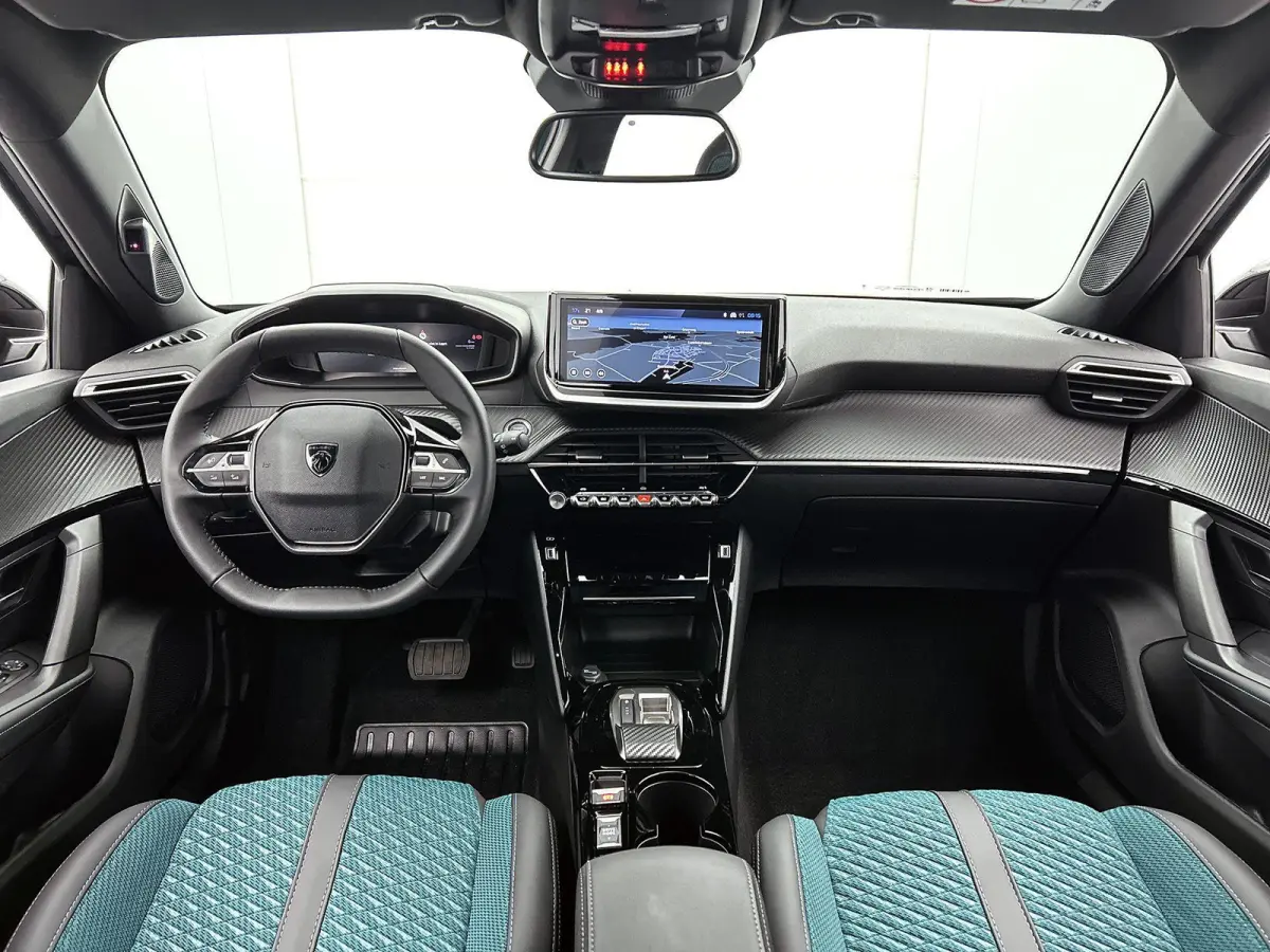 1.2 145pk Hybrid Envy Automaat | Navigatie | Adaptieve Cruise Control | Camera | 17"LMV | LED | Climate Control | Draadloze Telefoonlader |